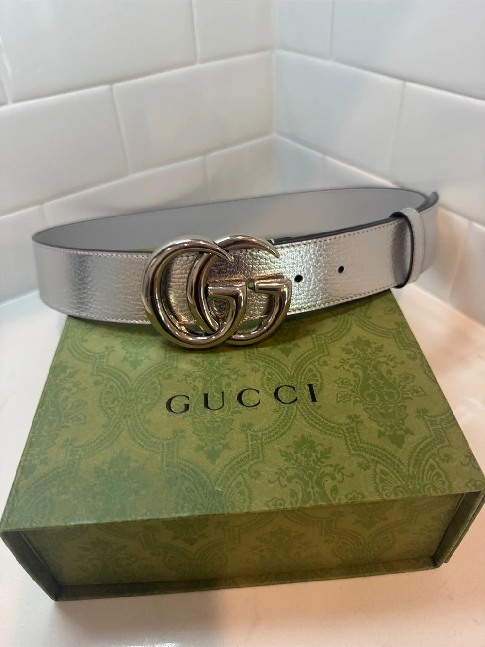 Gucci GG Marmot Wide Metallic Leather Belt - Picture 2 of 8